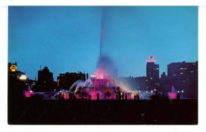 IL - Chicago. Grant Park, Buckingham Fountain at Night