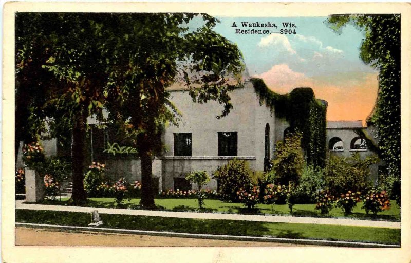 WI - Waukesha. A Residence