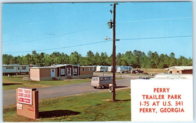 PERRY, Georgia  GA   Roadside  PERRY TRAILER PARK  1969   Postcard