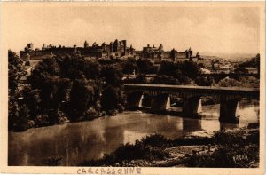 CPA Carcassonne Vue d'ensemble de la Cite FRANCE (1012845)