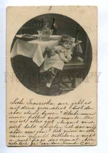 240129 Little GIRL near HOLIDAY Table Vintage postcard