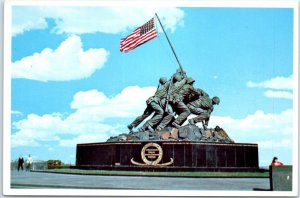 Postcard - United States Marine Corps War Memorial, Iwo Jima Statue - Virginia