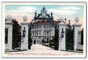 Newport Rhode Island RI Postcard Gateway To The Breakers Exterior Scene 1927