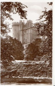 Sussex Postcard - Arundel Castle - Real Photograph - Ref 8915A