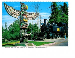 Kwakiuti Bear Totem, Railway Train, Courtenay Vancouver Island. British Columbia