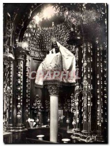 Modern Postcard Chartres Cathedrale E and L The Virgin of the Pillar