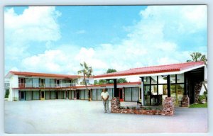 DAYTONA BEACH, FL ~ Roadside VALLEY FORGE MOTEL Henry L. Hanna c1960s Postcard