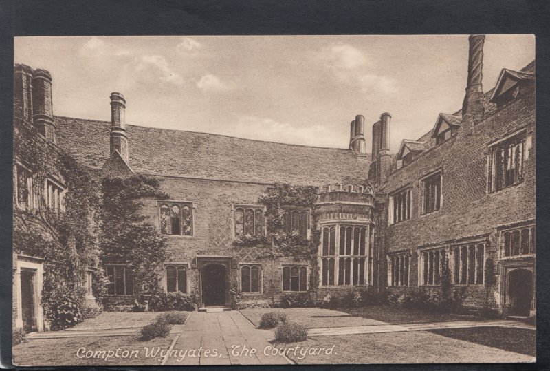 Warwickshire Postcard - Compton Wynyates, The Courtyard  HM333