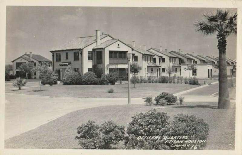 RP: FT SAM HOUSTON , Texas , 1930-40s ; Officer Quarters