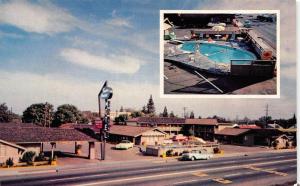 STOCKTON, CA California  TOWN HOUSE MOTEL  Pool~50's Cars  ROADSIDE   Postcard