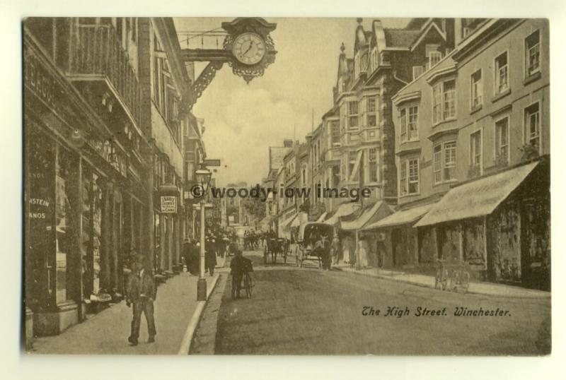 tp5942 - Hants - The High St. in Winchester by J. Kaines Shop - Postcard 