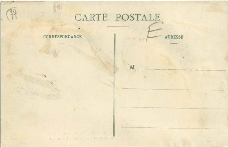 CPA Meaux Rue des Vieux Moulins FRANCE (1100492)