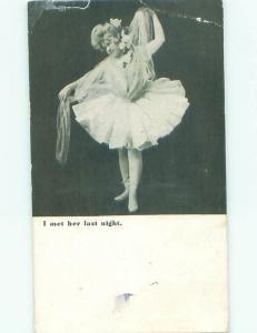 Divided-Back PRETTY WOMAN Risque Interest Postcard AA8426