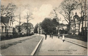 Netherlands Assen Stationsweg  Vintage Postcard 01.44