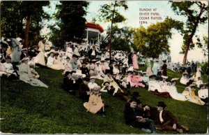 Sunday Crowds at Bever Park, Cedar Rapids IA c1910 Vintage Postcard G40