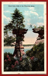 Wisconsin, The Dells - Stand Rock - [WI-340]