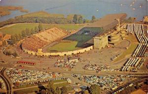 SEATTLE WA~UNIVERSITY OF WASHINGTON FOOTBALL STADIUM-55K FANS POSTCARD 1960s