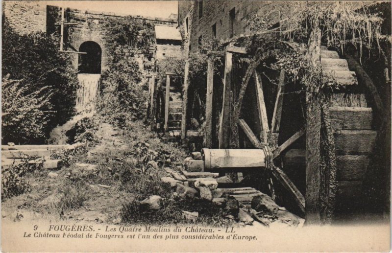 CPA Fougeres Les Quatre Moulins du Chateau (1236582)