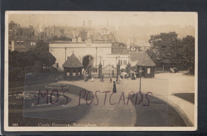 Nottinghamshire Postcard - Castle Entrance, Nottingham   RS16038