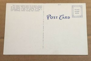 UNUSED LINEN  POSTCARD - MONKEY ISLAND, WASHINGTON PARK, MILWAUKEE, WISCONSIN