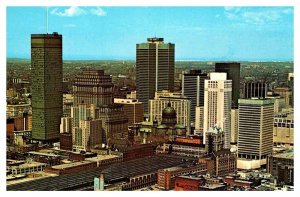 Postcard CITY SKYLINE SCENE Montreal Quebec QC AQ2063