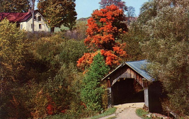 VT - Stowe. Stowe Hollow Covered Bridge 