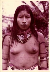 ecuador, TSACHILA, Indios Ecuatorianos Los Colorados, Indian Woman, Bodypainting