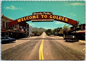 VINTAGE CONTINENTAL SIZE POSTCARD WELCOME TO GOLDEN COLORADO ARCH 1970s