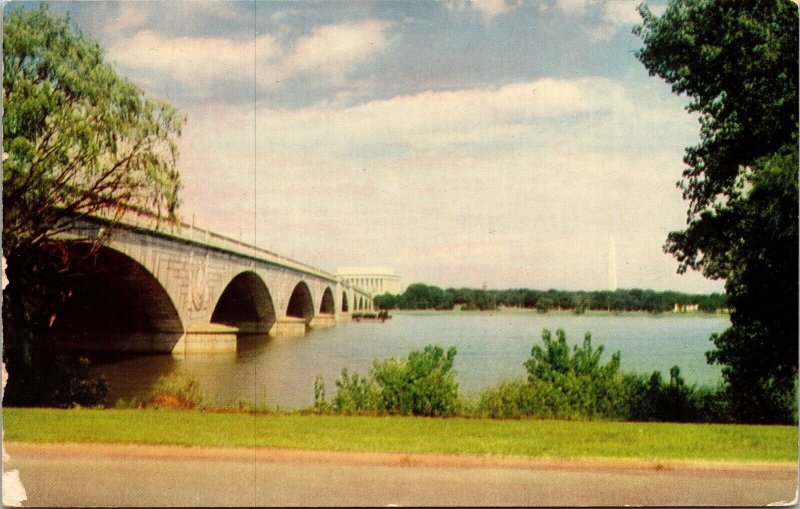 Arlington Memorial Bridge Potomac River WA VA Postcard VTG UNP Mirro Vintage 