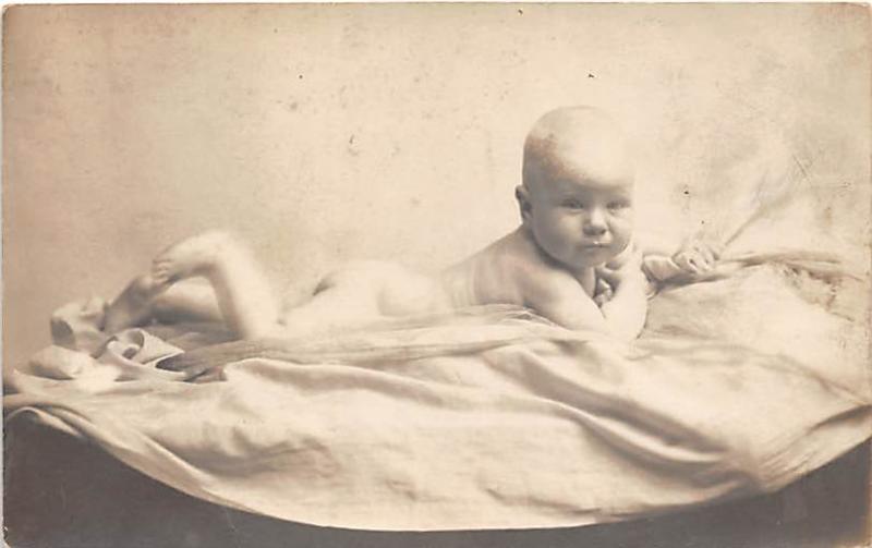 Naked baby Child, People Photo 1906 