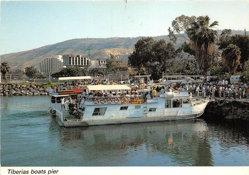 BC59633 bateaux boats in Tiberias