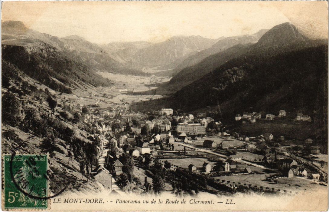 CPA LE MONT-DORE, Salon du Capucin, Le Skating, Restaurant, Cure d´Air