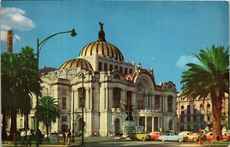 Palacio De Las Bellas Artcs Mexico DF Old Car VTG Postcard UNP Unused Vintage 