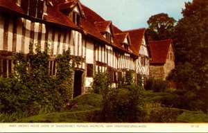 England Stratford Upon Avon Mary Arden's House Home Of Shakespeare'...