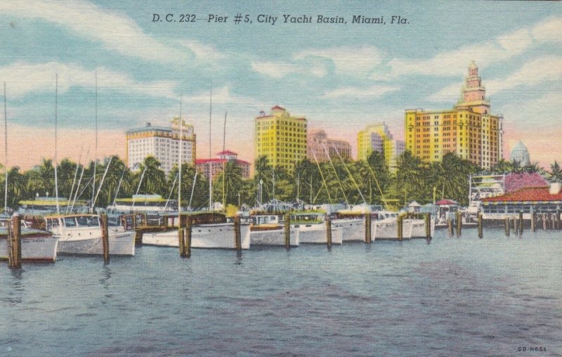 Florida Miami Pier #5 City Yacht Basin Curteich sk7146