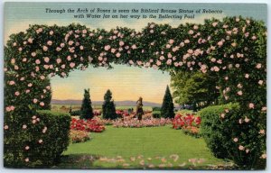 Postcard - The Hershey Rose Garden at Hershey, Pennsylvania