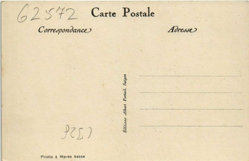 CPA AK VIETNAM - Pilotis à Marée basse (62572)