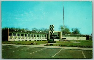 500 Mile Museum Indianapolis Motor Speedway Indiana IN UNP Chrome Postcard J12