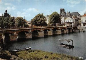 BT5576 meaux le pont du marche      France