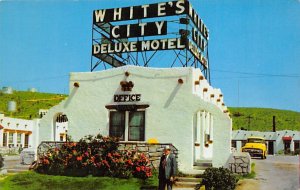 White's City Deluxe Motel Carlsbad Caverns National Park, New Mexico NM