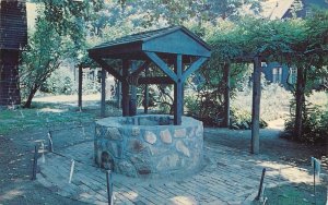Salem Massachusetts~Wishing Well~House of Seven Gables~1950s Postcard
