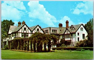 Governor's Mansion, Columbus, Ohio - Postcard 