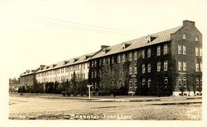 WI - Fort Lewis. Barracks     *RPPC