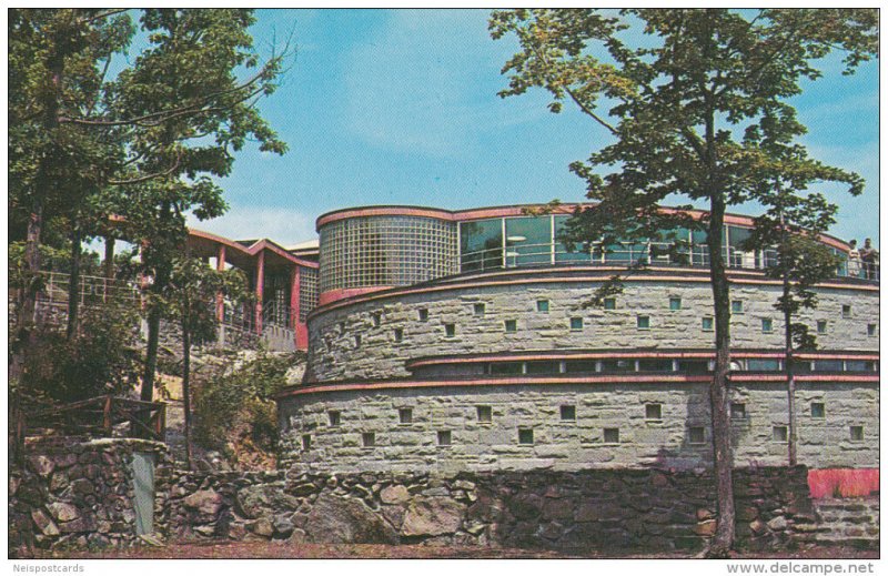 Aquarium , Quebec City, Quebec , Canada , 50-60s