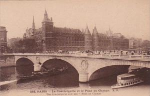 France Paris La Conciergerie et le Pont Change