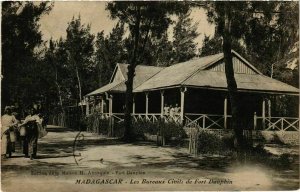 CPA AK Les Bureaux Civils de Fort Dauphin MADAGASCAR (819560)