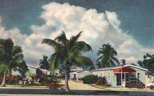 Vintage Postcard 1951 Hibiscus Motel Building Simonton St. Key West Florida FL