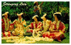 Postcard PEOPLE SCENE Flower Leis Hawaii HI AT2398