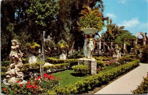 E Garden Kapok Tree Inn Clearwater FL Florida Three Graces Statue Postcard VTG 