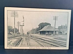 Postcard Antique View of Railroad Station  and Train in Ashland, MA.  Y6